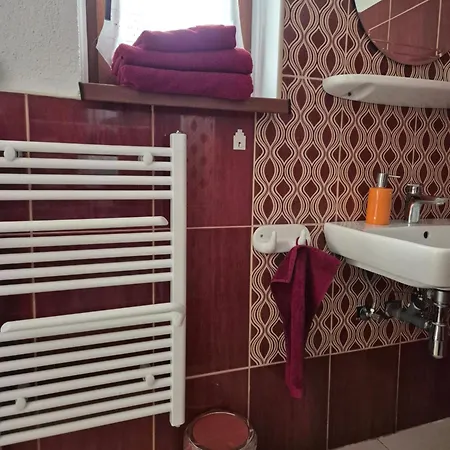Apartament Alpaka Kishaz Bakonya